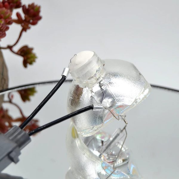 High Brightness OEM ELPLP67 ELPLP50 ELPLP54 ELPLP56 ELPLP57 ELPLP58 ELPLP60 ELPLP68 Reflector with Original Burner - Image 4